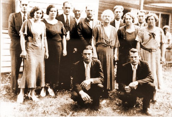 Ewers Family 1933, courtesy of Nancy